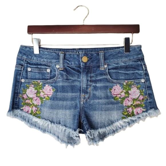 American Eagle Floral Embroidered Cutoff Shorts - Picture 1 of 9